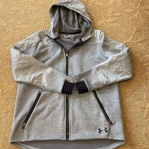 EUC under armour grey zip up jacket size Youth XL